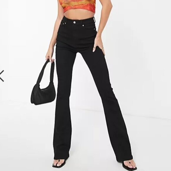 ASOS DESIGN Black Tall high rise 'lift & contour' stretch flare jeans 24x36 - Picture 1 of 16